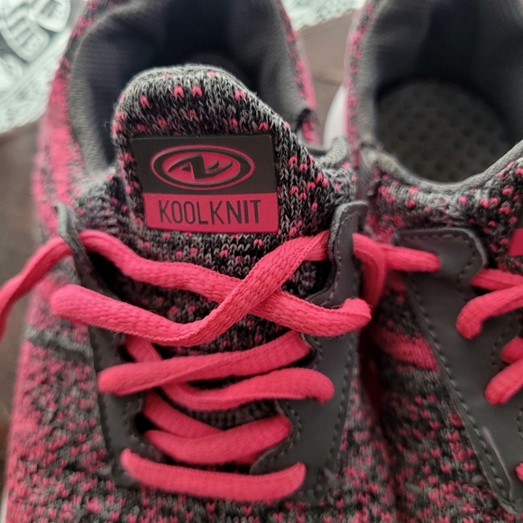 Kids Kool Knit Shoes - Picture 4 of 8